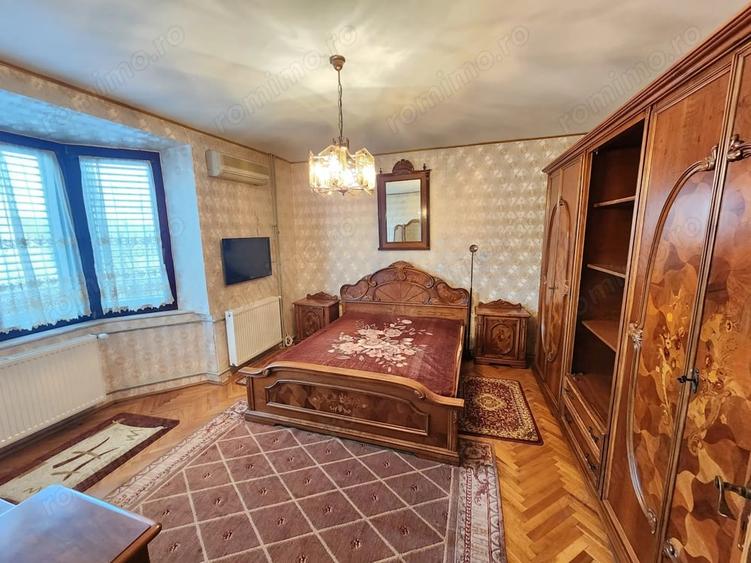 Casă cu Teren 800 Mp în Central