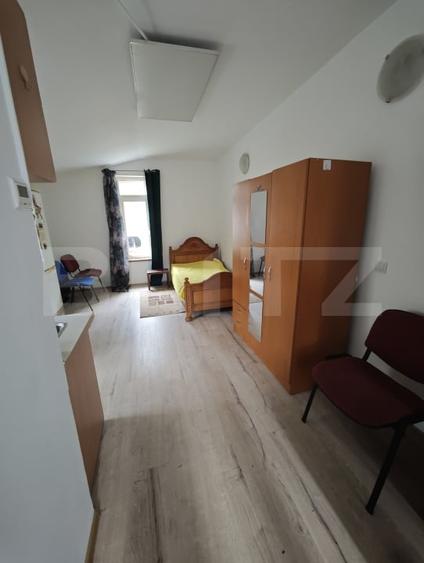 Garsonieră decomandată, mobilată în Astra