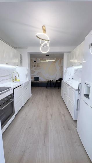 Apartament cu 2 camere decomandat în Ampoi 3