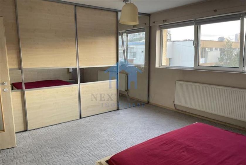 Apartament cu 3 camere decomandat în Grigorescu