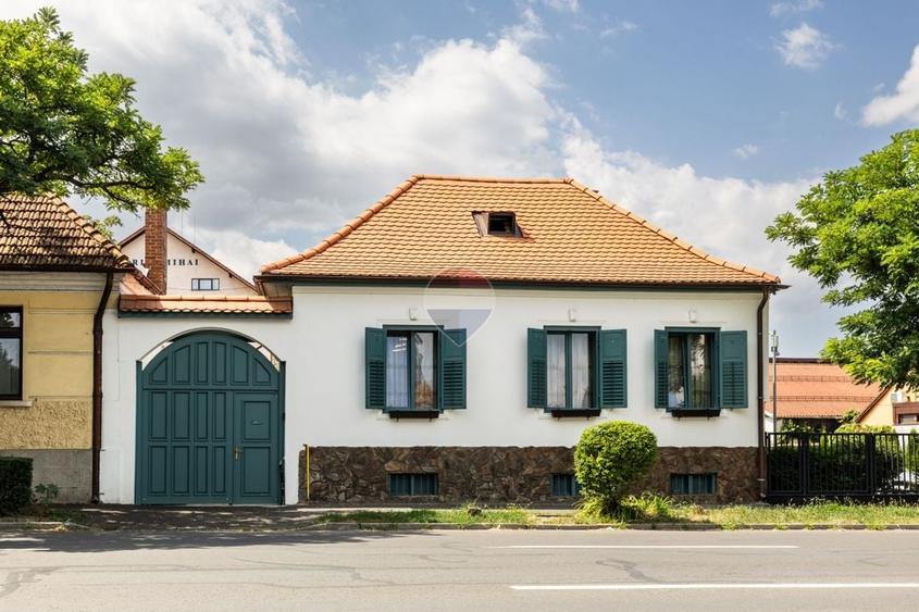 Apartament cu 3 camere decomandat în Blumăna