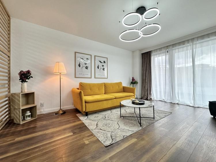 Apartament cu 2 camere semidecomandat, mobilat în Zorilor