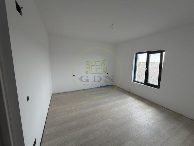 Casă individuală cu 4 camere cu Teren 343 Mp în Malu Mare