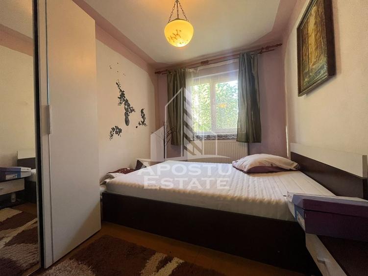Apartament cu 3 camere decomandat, mobilat în Aurel Vlaicu