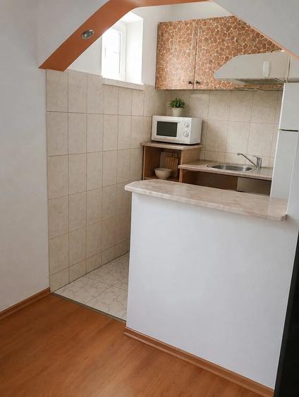 Apartament cu 2 camere semidecomandat în Trivale