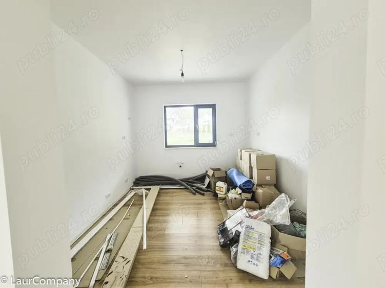 Casă cu 3 camere cu Teren 340 Mp în Uiasca