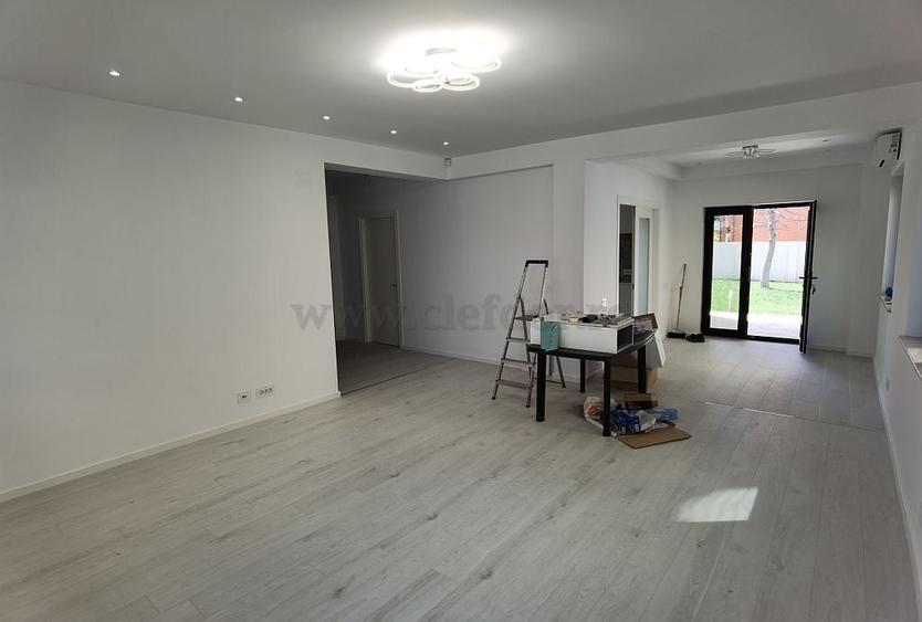 Casă individuală cu 6 camere cu Piscina în Iancu Nicolae