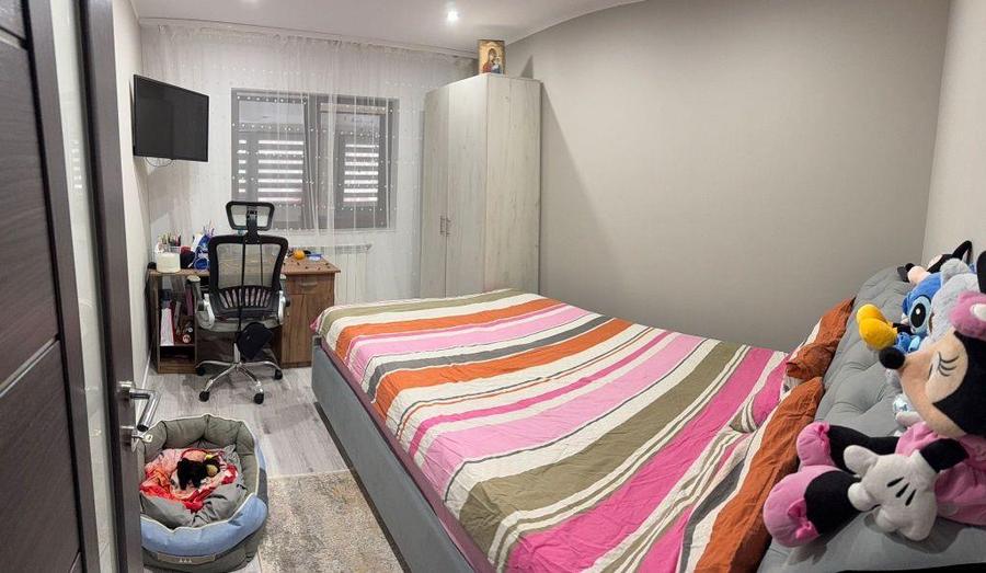 Apartament cu 3 camere decomandat, mobilat în Frumoasa