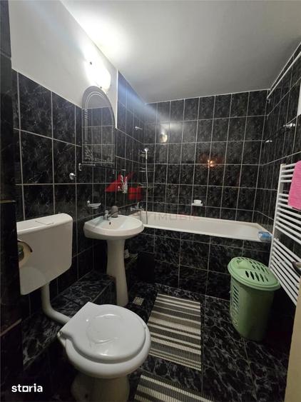 Apartament cu 3 camere decomandat în Frumoasa
