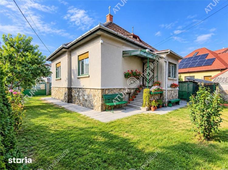 De vanzare casa cu 3 camere pivnita garaj si 508 mp teren in Sibiu - 4
