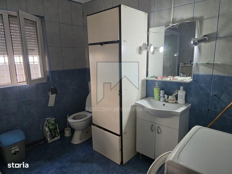 Casă cu 2 camere în Central