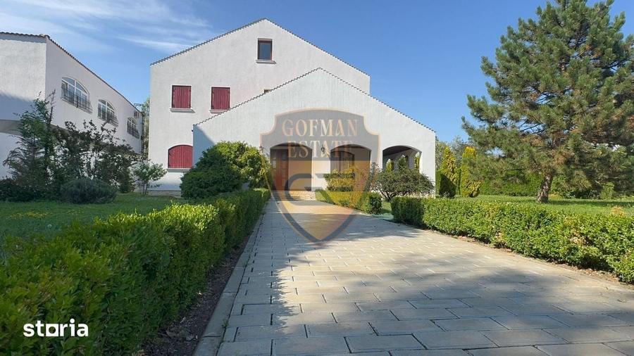 Casă cu 5 camere cu Teren 700 Mp în Nord