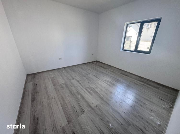 Casă cu 3 camere cu Teren 373 Mp în Militari