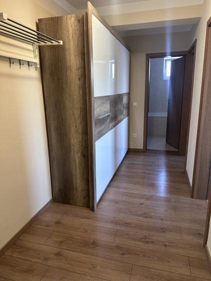 Apartament cu 3 camere decomandat, mobilat în Cetate