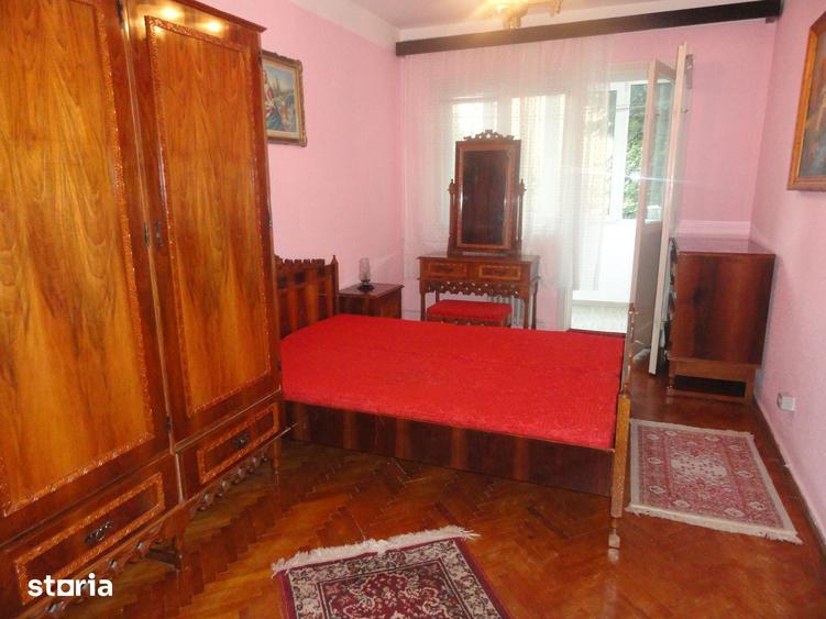 Apartament cu 4 camere în Central