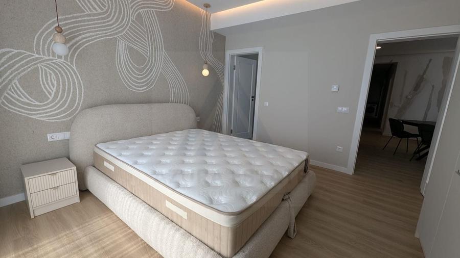 Apartament cu 4 camere decomandat, mobilat în Lazaret