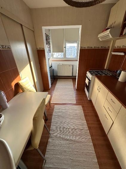 Apartament cu 2 camere decomandat, mobilat în Crângași