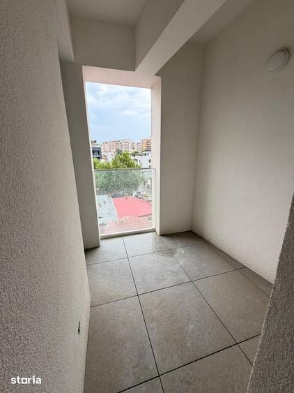 Apartament cu 3 camere în Centrul Civic