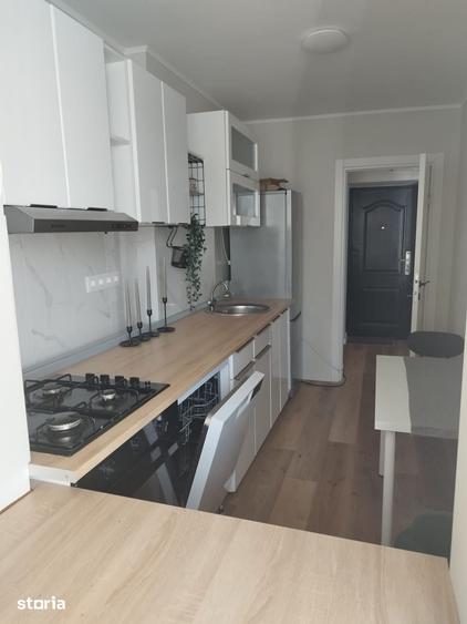 Apartament cu 2 camere nedecomandat în Tei