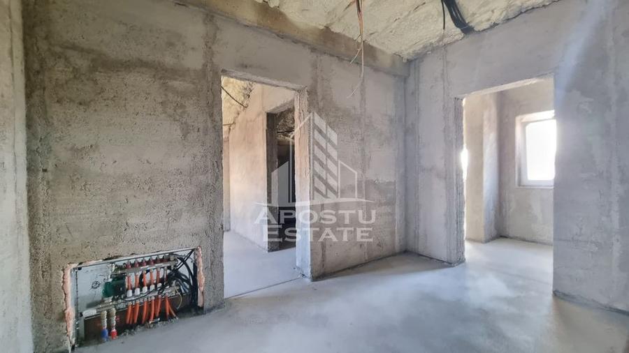 Casă cu 4 camere cu Teren 300 Mp în Giarmata