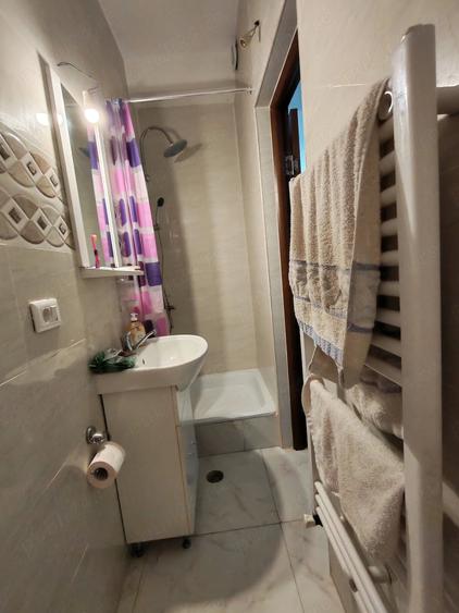 Casă cu 2 camere cu Teren 150 Mp în Central