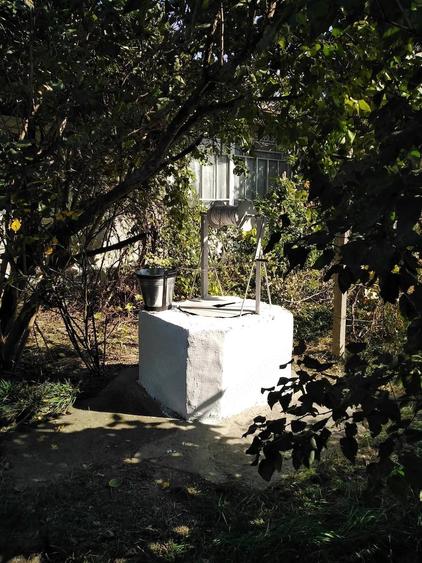 Casă cu Teren 1098 Mp în Bucium