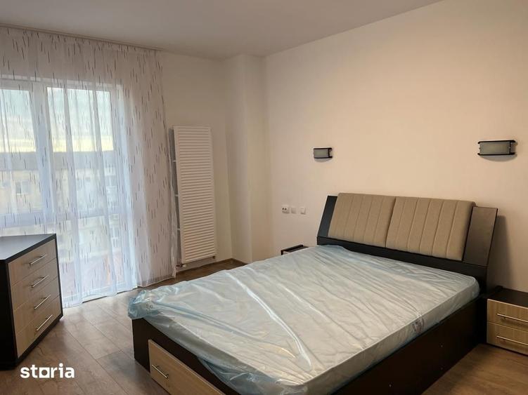 Apartament cu 2 camere decomandat în Micro 9