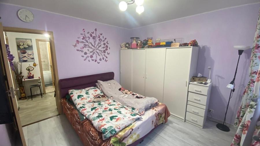 Apartament cu 2 camere decomandat, mobilat în Eroii Revoluției