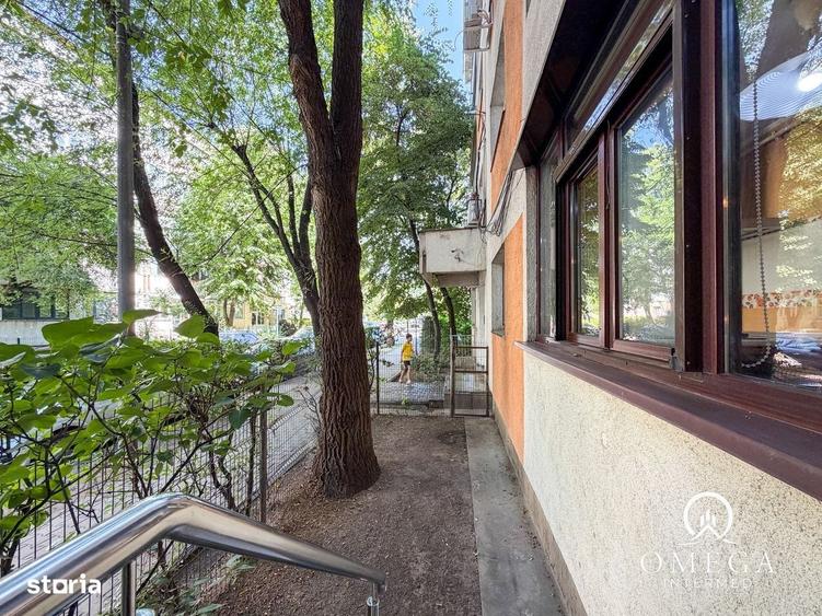 Apartament cu 2 camere decomandat în Nicolina