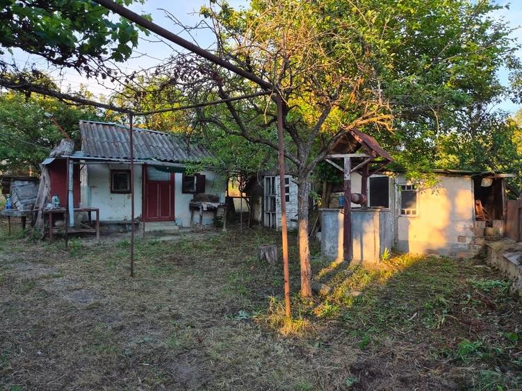 Casă individuală cu 3 camere cu Teren 700 Mp în Dăbâca