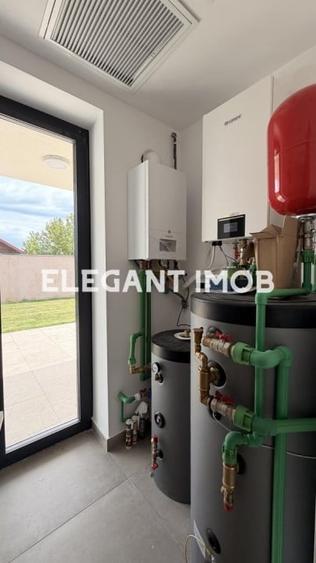 Casă individuală cu 5 camere cu Teren 477 Mp în Corbeanca