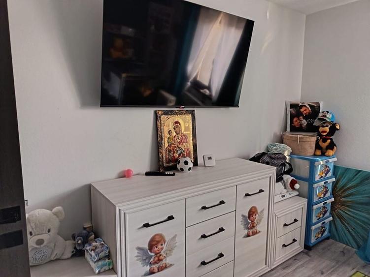 Casă cu 4 camere în Bistrița Nouă