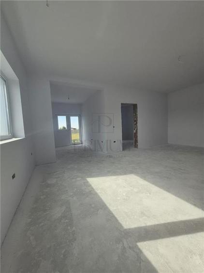 Duplex cu 3 camere cu Teren 334 Mp în Moșnița Nouă