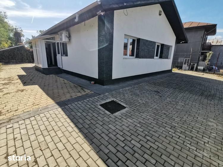 Casă cu 4 camere cu Teren 600 Mp în Central
