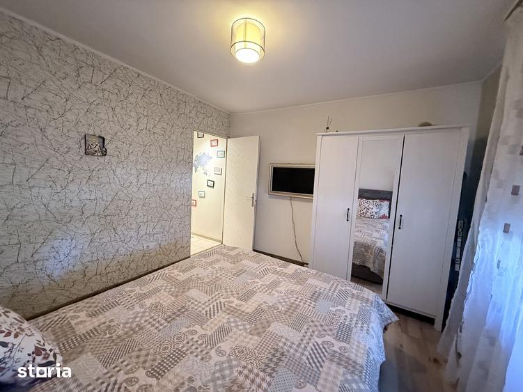 Apartament cu 3 camere în Rahova