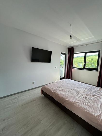 Casă cu 4 camere cu Teren 440 Mp în Breazu