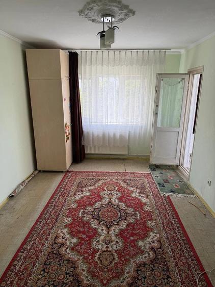Apartament cu 2 camere decomandat în Est