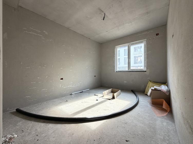 Apartament cu 3 camere decomandat în Giroc