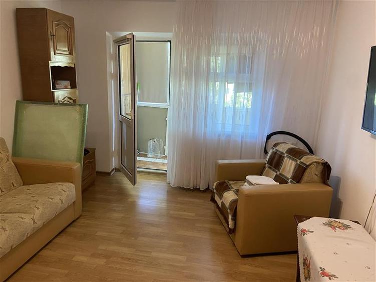 Apartament cu 2 camere decomandat, mobilat în Brăilei