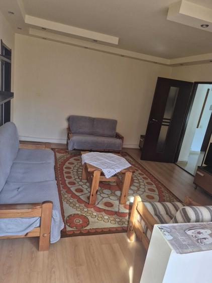 Apartament cu 2 camere semidecomandat în Luncă