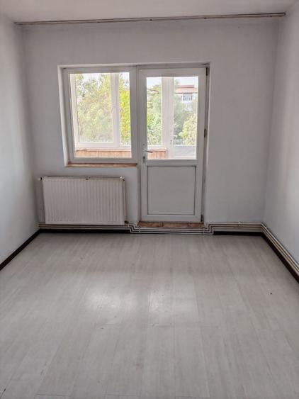 Apartament cu 2 camere decomandat în Cuza Vodă