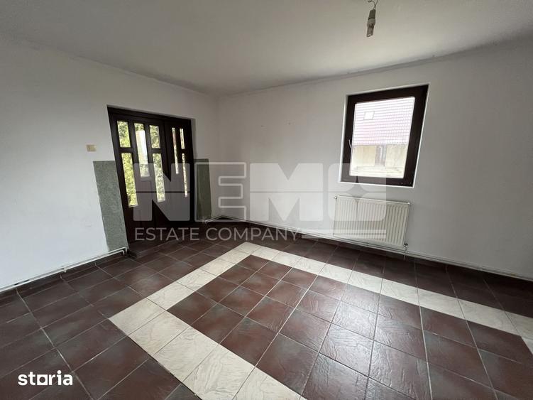 Casă cu 5 camere cu Teren 1600 Mp în Rădăuți