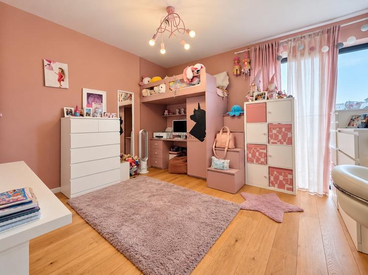 Casă individuală cu 4 camere cu Teren 200 Mp în Corbeanca