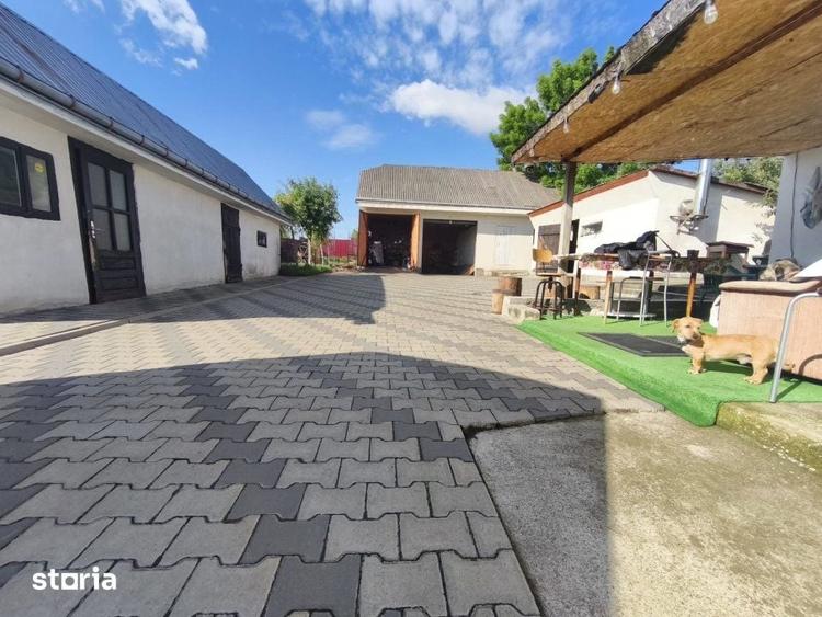 Casă cu 4 camere cu Teren 6000 Mp în Bălcăuți