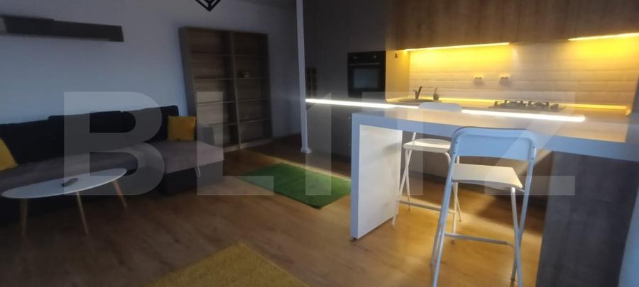 Apartament cu 3 camere semidecomandat, mobilat în Mănăștur