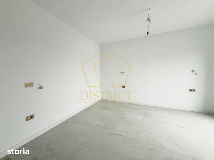 Casă cu 4 camere cu Teren 375 Mp în Sânandrei