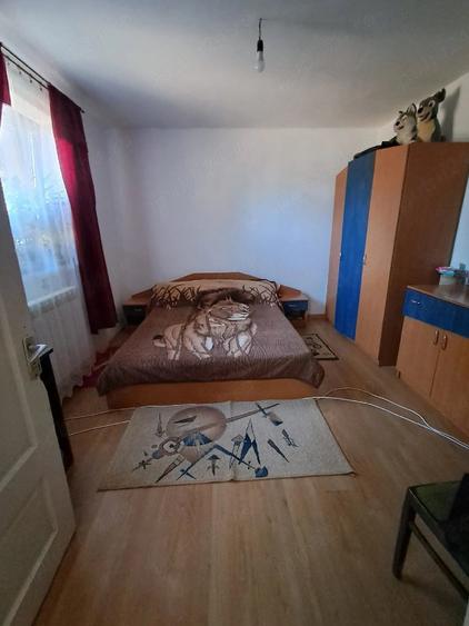 Casa de vanzare . - 1