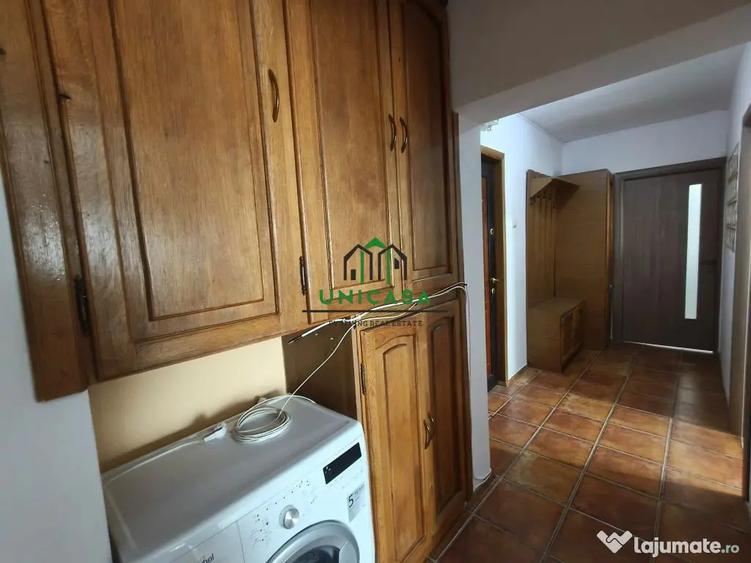 Apartament cu 2 camere decomandat, mobilat în Central