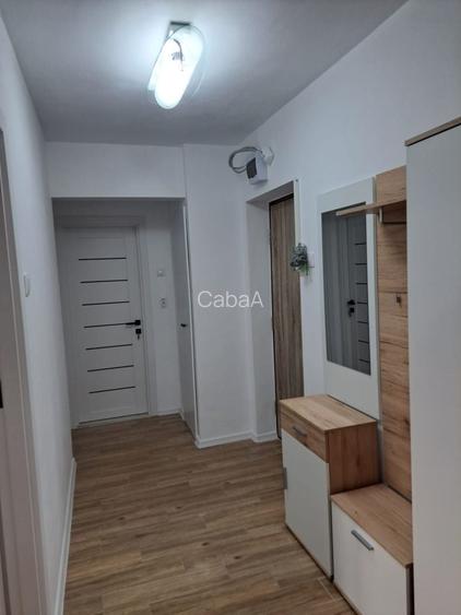 Inchiriez apartament proaspat renovat vis a vis de Spitalul Judetean