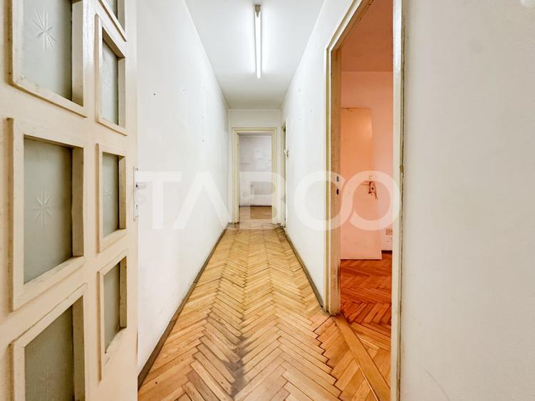 Apartament cu 3 camere semidecomandat în Gheorgheni